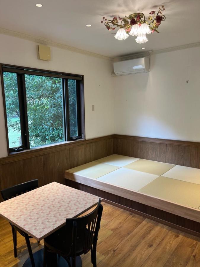 キャンプホテル森小休 카노야 외부 사진